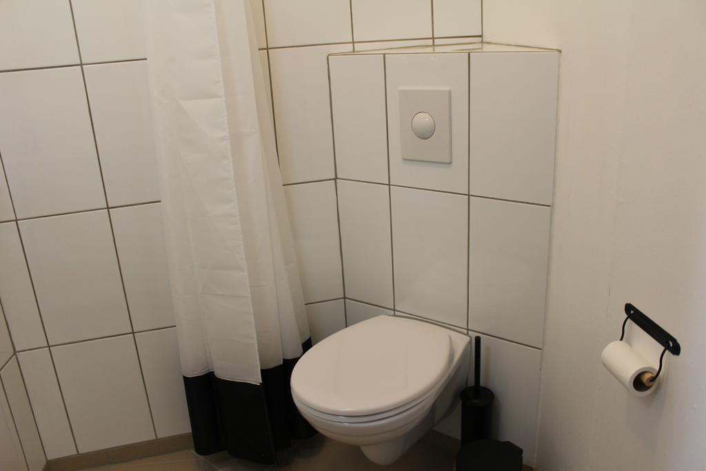 North West Restaurant & Guesthouse Vithigerthi Room photo