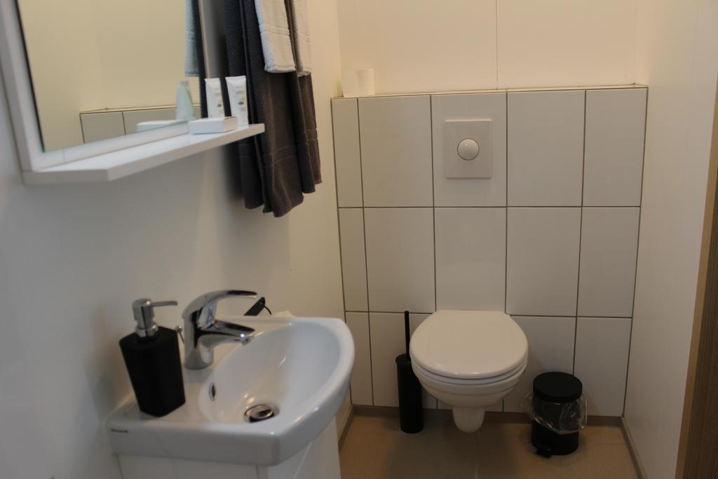 North West Restaurant & Guesthouse Vithigerthi Room photo