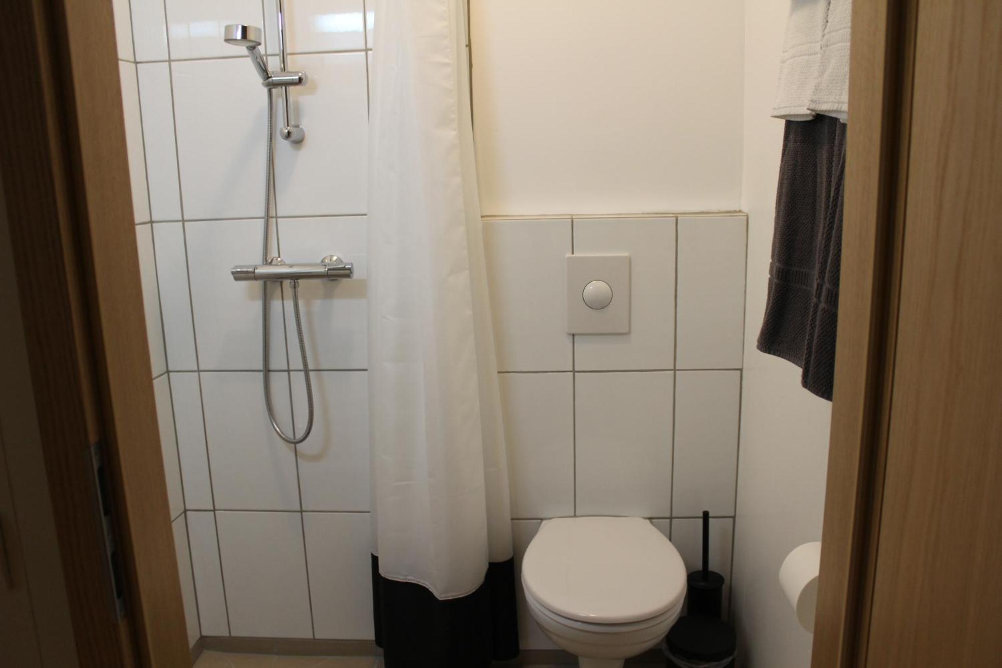 North West Restaurant & Guesthouse Vithigerthi Room photo